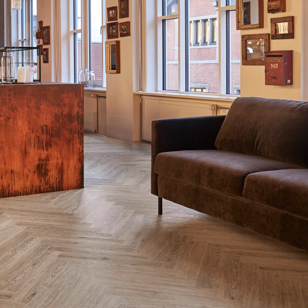 Timberman Novego - Steel Oak, Sildeben